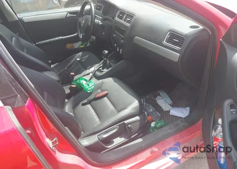 2014 Volkswagen Jetta 1.8T Se from USA, damaged, VIN 3VWB17AJ1EM441689